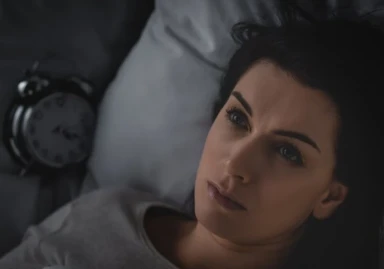 Zašto se javlja poremećaj spavanja u menopauzi i perimenopauzi i kako se leči nesanica?